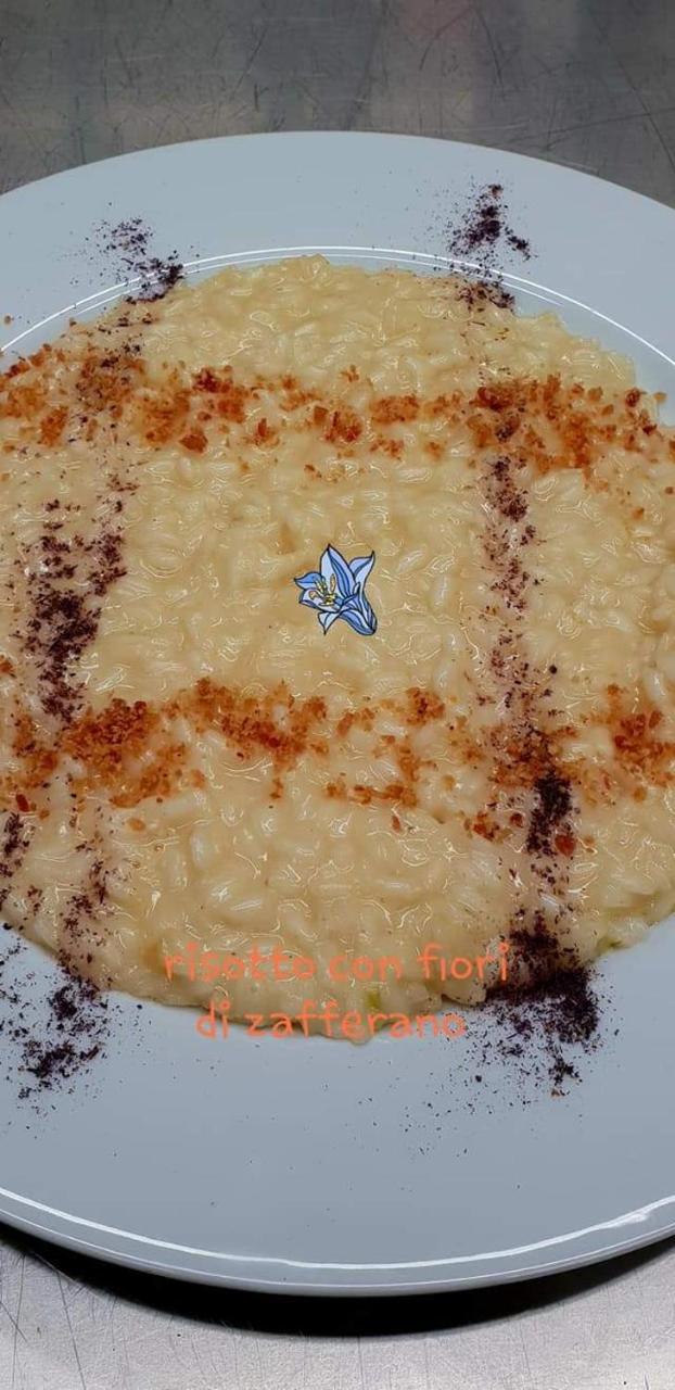 700Enolocanda Santa Giuletta 외부 사진
