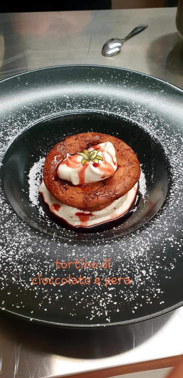 700Enolocanda Santa Giuletta 외부 사진