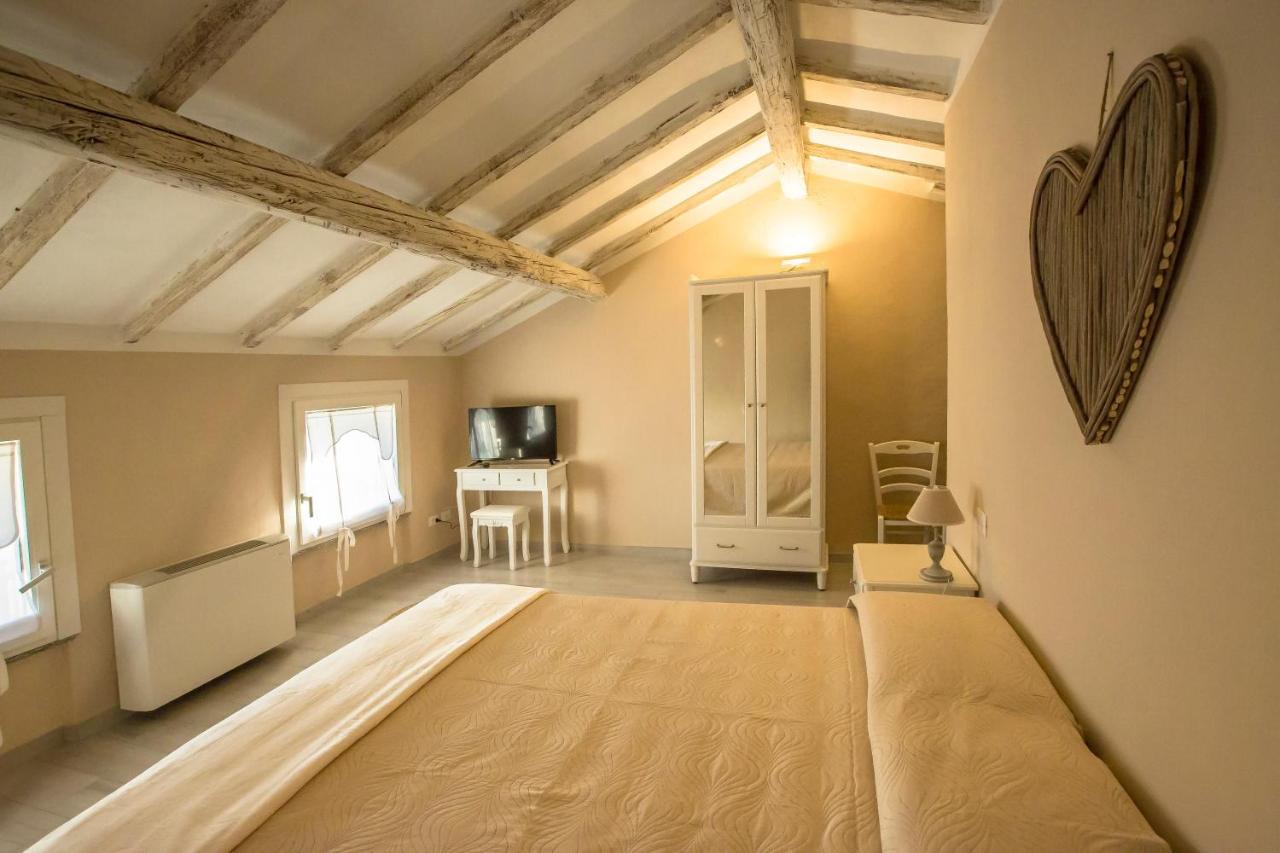 700Enolocanda Santa Giuletta 외부 사진
