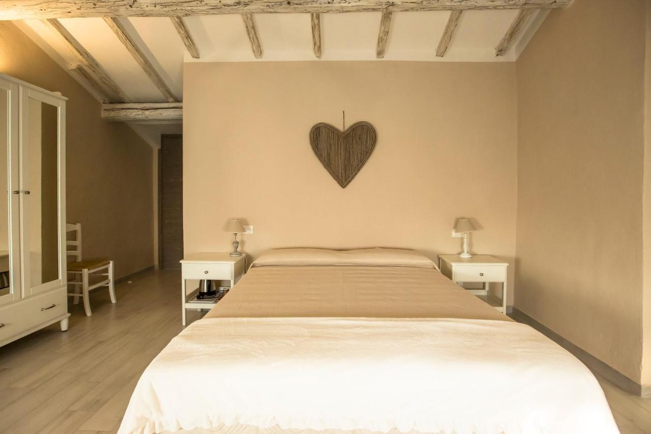700Enolocanda Santa Giuletta 외부 사진